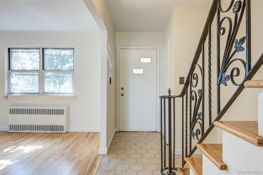 50-35 207th Street Bayside, NY 11364