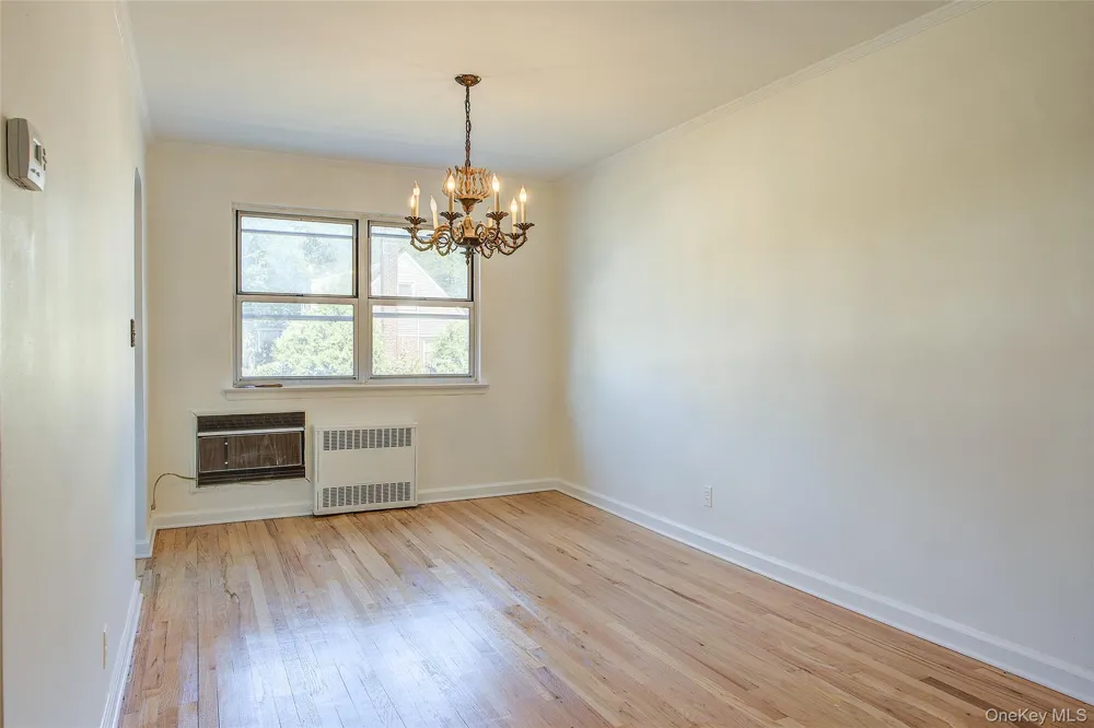 50-35 207th Street Bayside, NY 11364