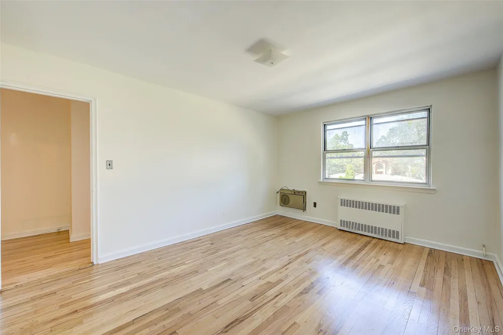 50-35 207th Street Bayside, NY 11364
