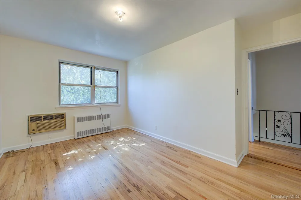 50-35 207th Street Bayside, NY 11364
