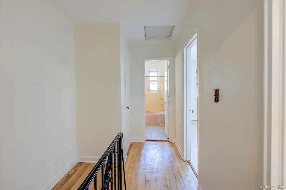 50-35 207th Street Bayside, NY 11364