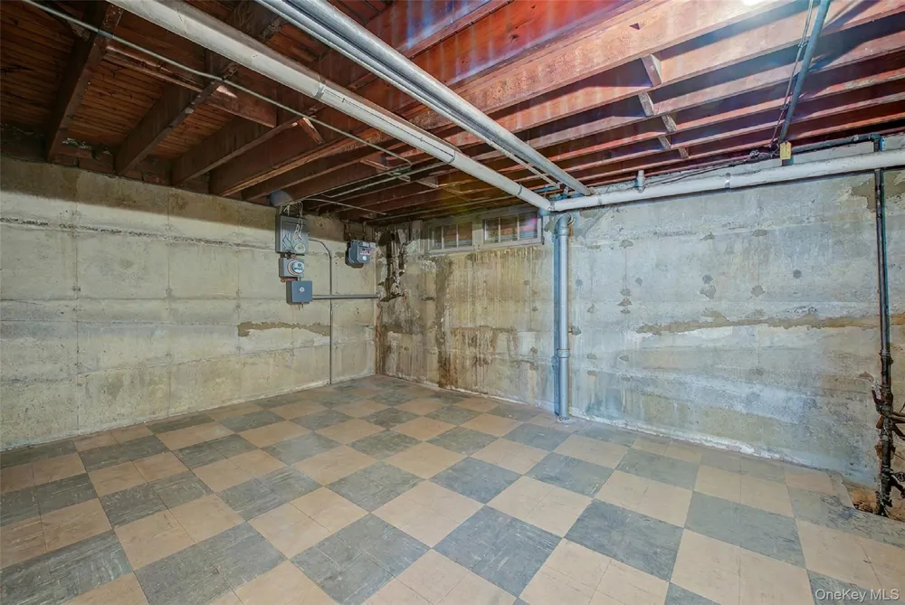 50-35 207th Street Bayside, NY 11364