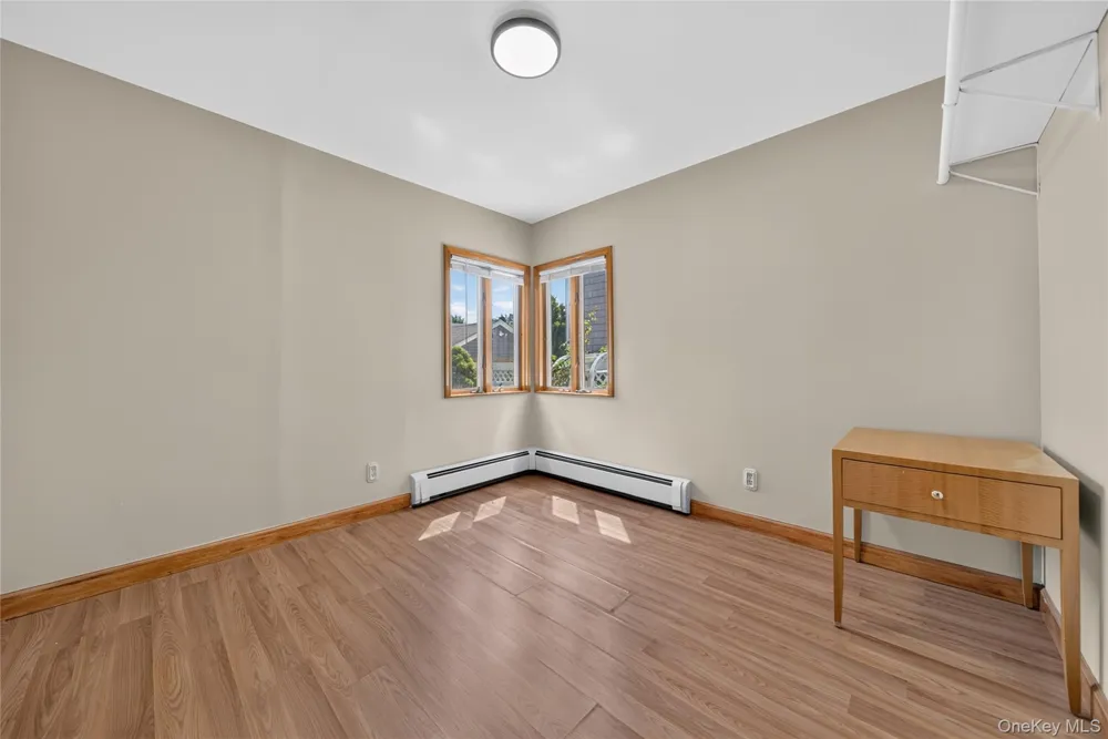 612 Marcellus Road Williston Park, NY 11596