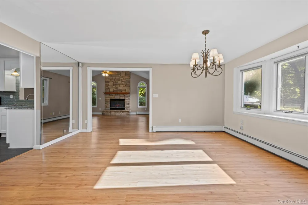 797 Waverly Avenue Holtsville, NY 11742