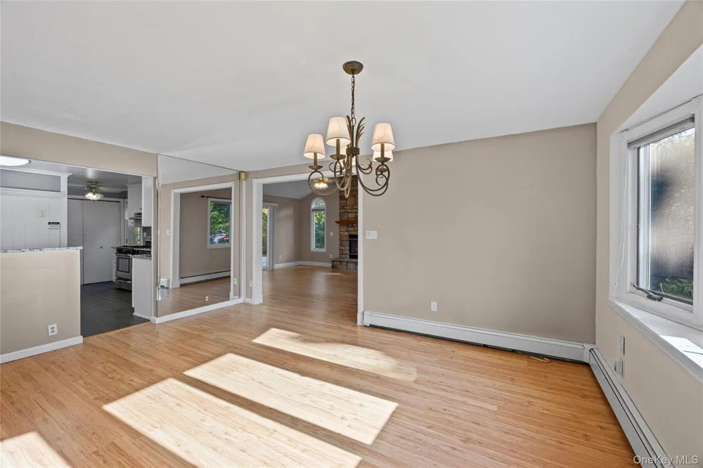 797 Waverly Avenue Holtsville, NY 11742