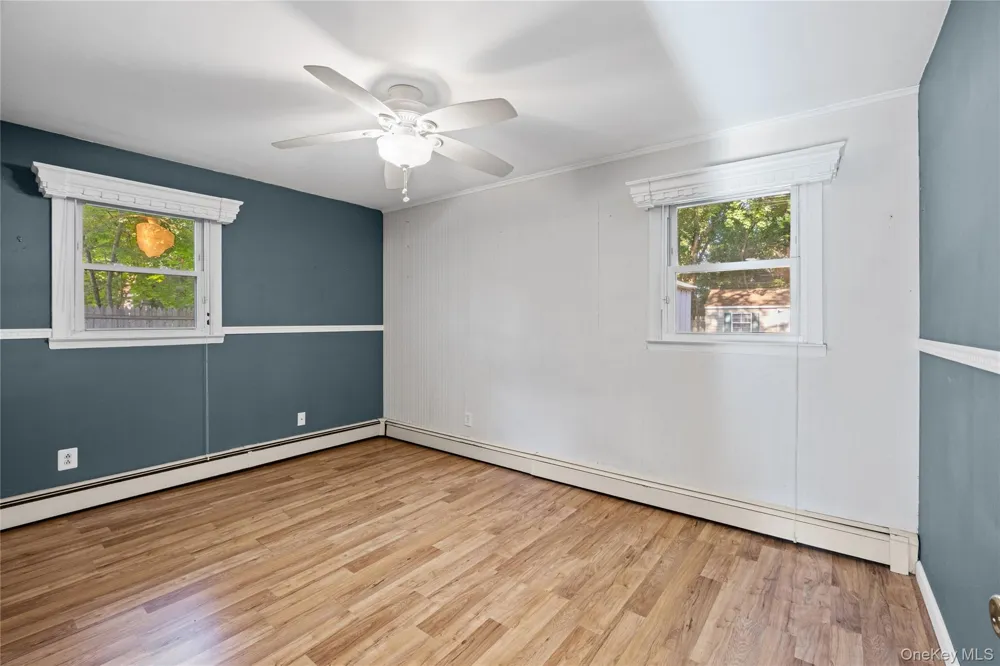 797 Waverly Avenue Holtsville, NY 11742