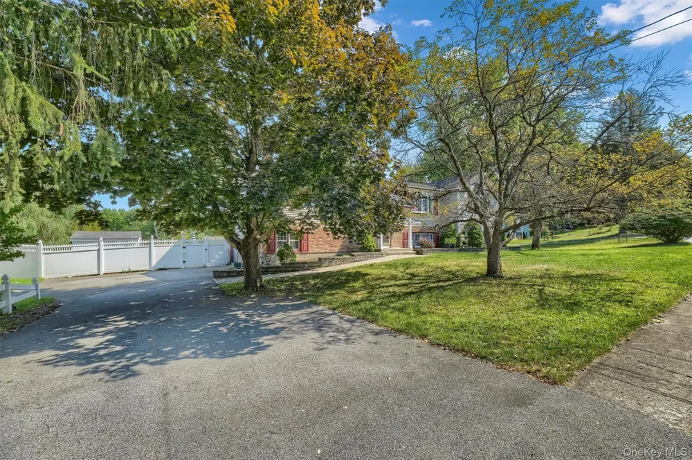 7 Briarwood Avenue Monroe, NY 10950