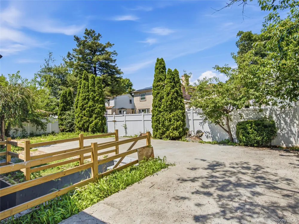 1009 Centennial Avenue Baldwin, NY 11510