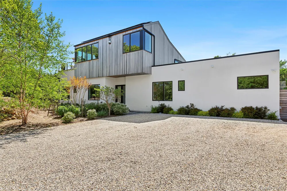 29 Monroe Drive Montauk, NY 11954