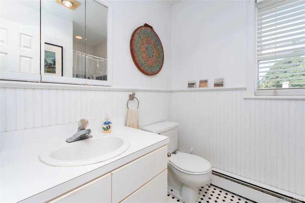 19 Washington Avenue E Hampton Bays, NY 11946