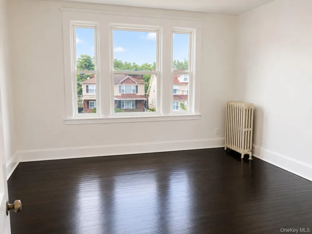 640 S 6th Avenue Mount Vernon, NY 10550