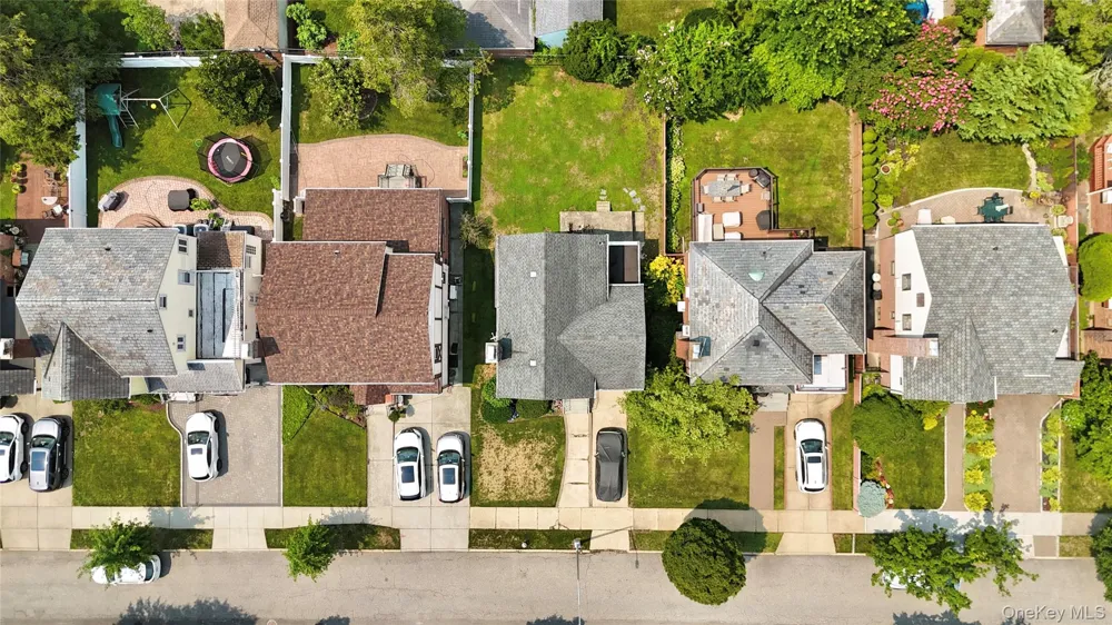 78-28 222nd Street Oakland Gardens, NY 11364