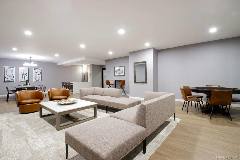 333 Warner Avenue #208 Roslyn, NY 11576