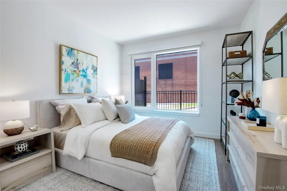 333 Warner Avenue #208 Roslyn, NY 11576