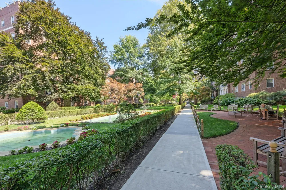 7714 113th Street ##6C Forest Hills, NY 11375