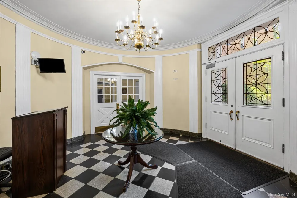 7714 113th Street ##6C Forest Hills, NY 11375