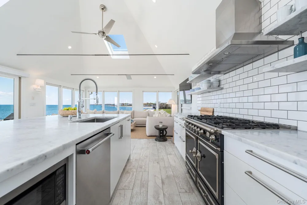 21515 Soundview Avenue Southold, NY 11971
