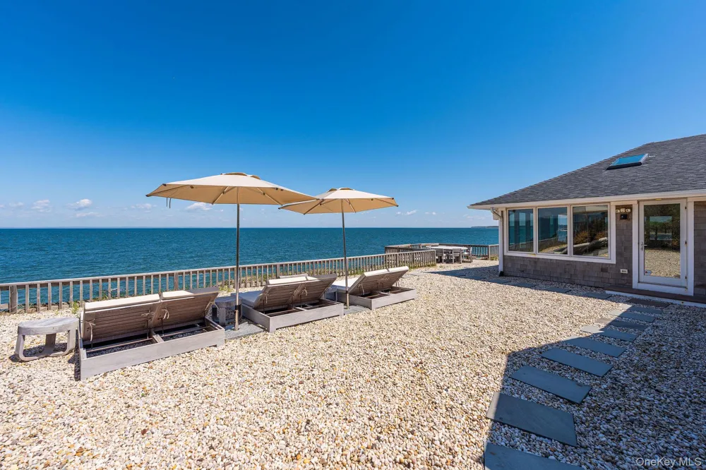21515 Soundview Avenue Southold, NY 11971