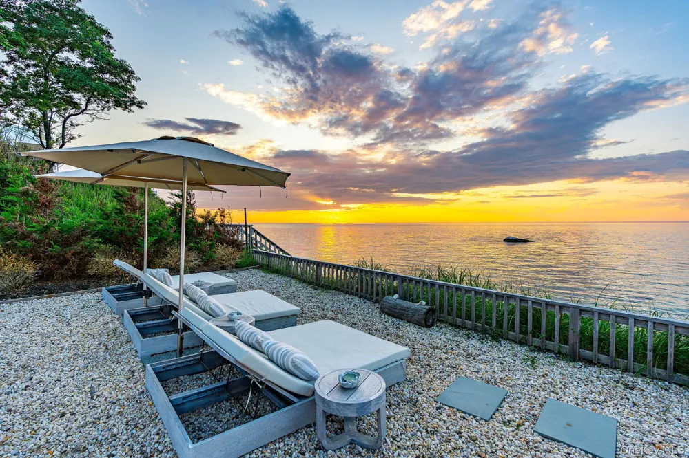 21515 Soundview Avenue Southold, NY 11971