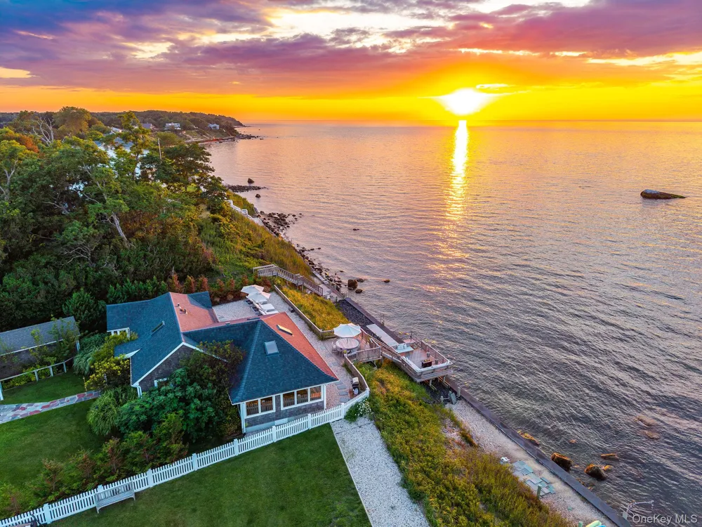 21515 Soundview Avenue Southold, NY 11971