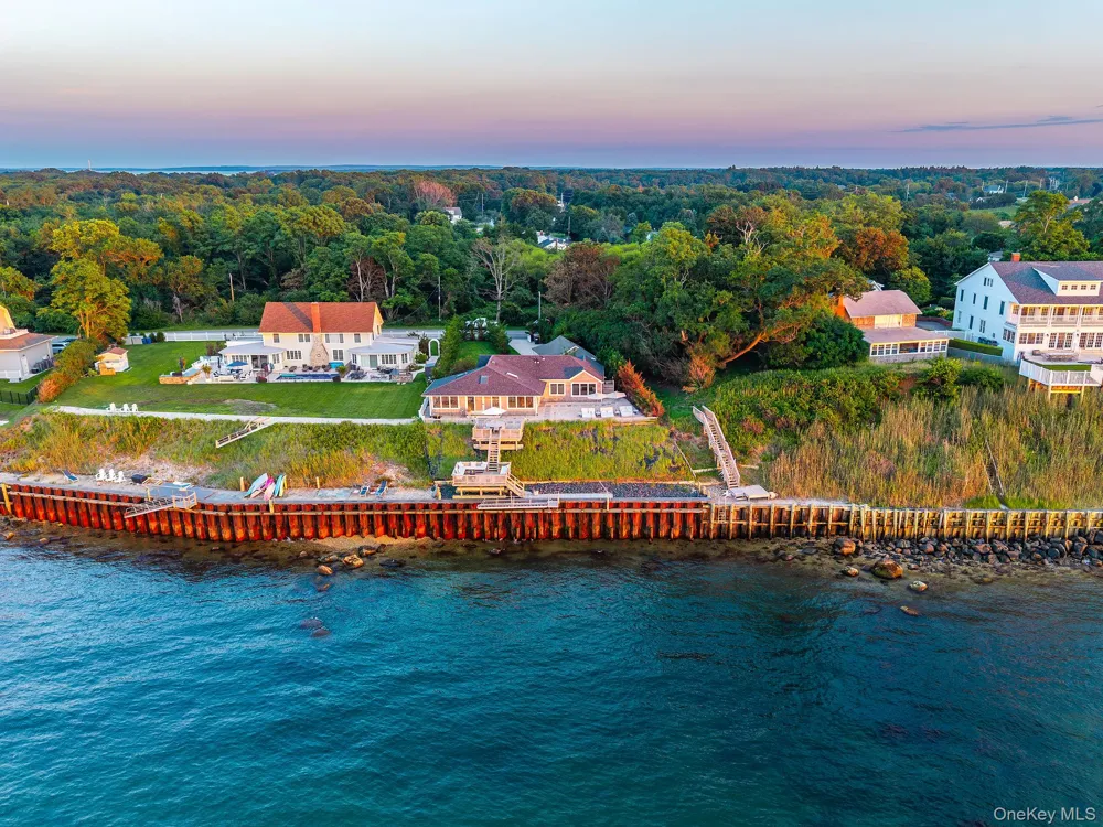 21515 Soundview Avenue Southold, NY 11971