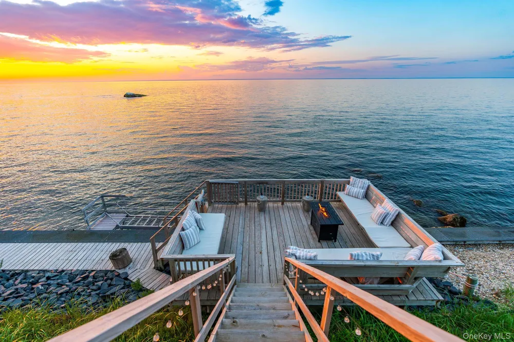 21515 Soundview Avenue Southold, NY 11971