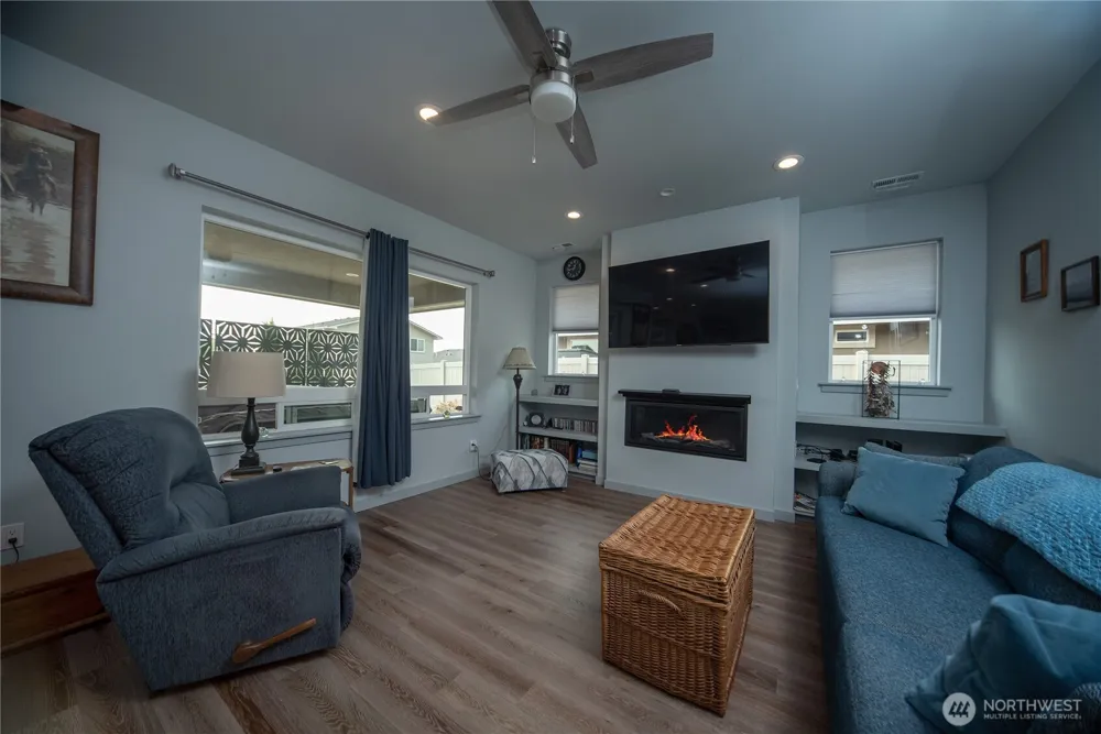 202 E Stanford Avenue Ellensburg, WA 98926
