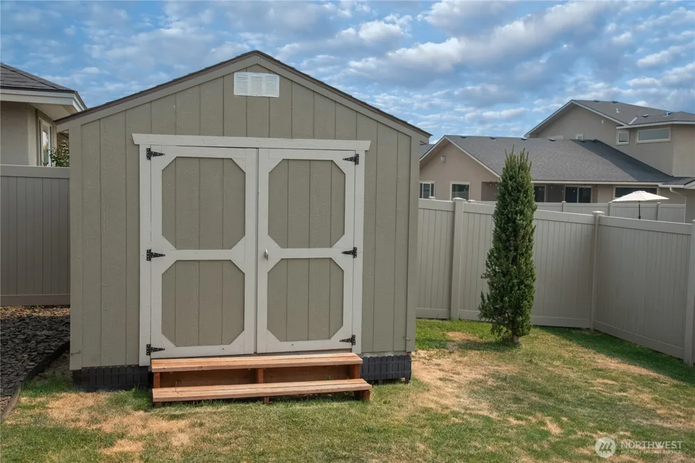 202 E Stanford Avenue Ellensburg, WA 98926