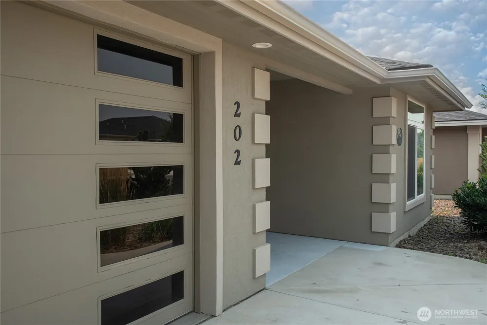 202 E Stanford Avenue Ellensburg, WA 98926