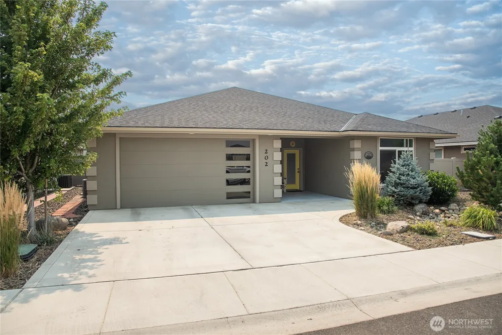 202 E Stanford Avenue Ellensburg, WA 98926