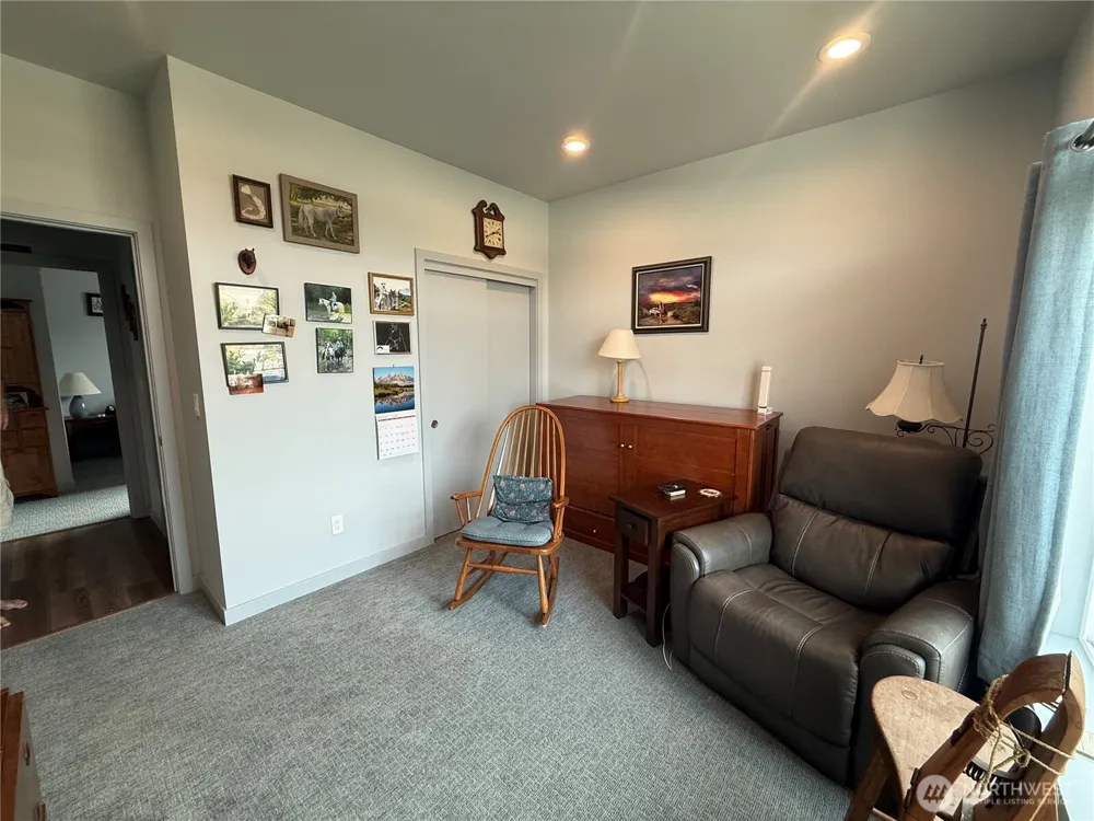 202 E Stanford Avenue Ellensburg, WA 98926