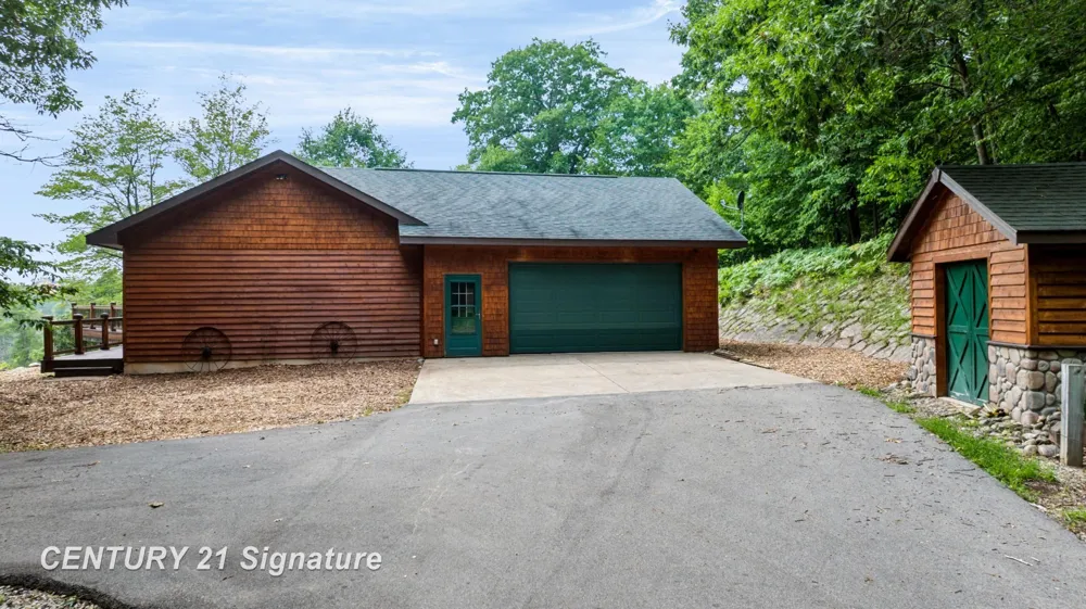 1454 Cedar River Drive Bellaire Village, MI 49615