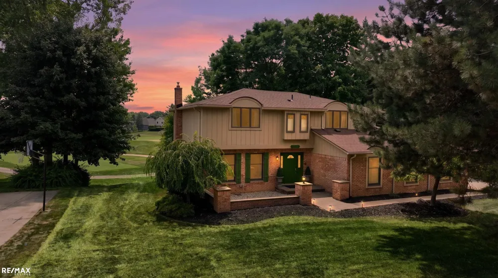 1155 Hickory Hill Dr Drive Rochester Hills City, MI 48309