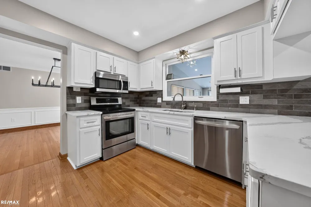 1155 Hickory Hill Dr Drive Rochester Hills City, MI 48309