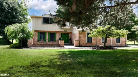 1155 Hickory Hill Dr Drive