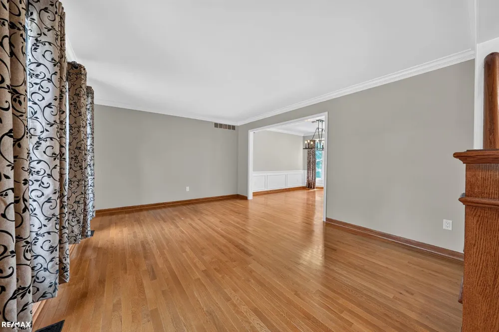 1155 Hickory Hill Dr Drive Rochester Hills City, MI 48309