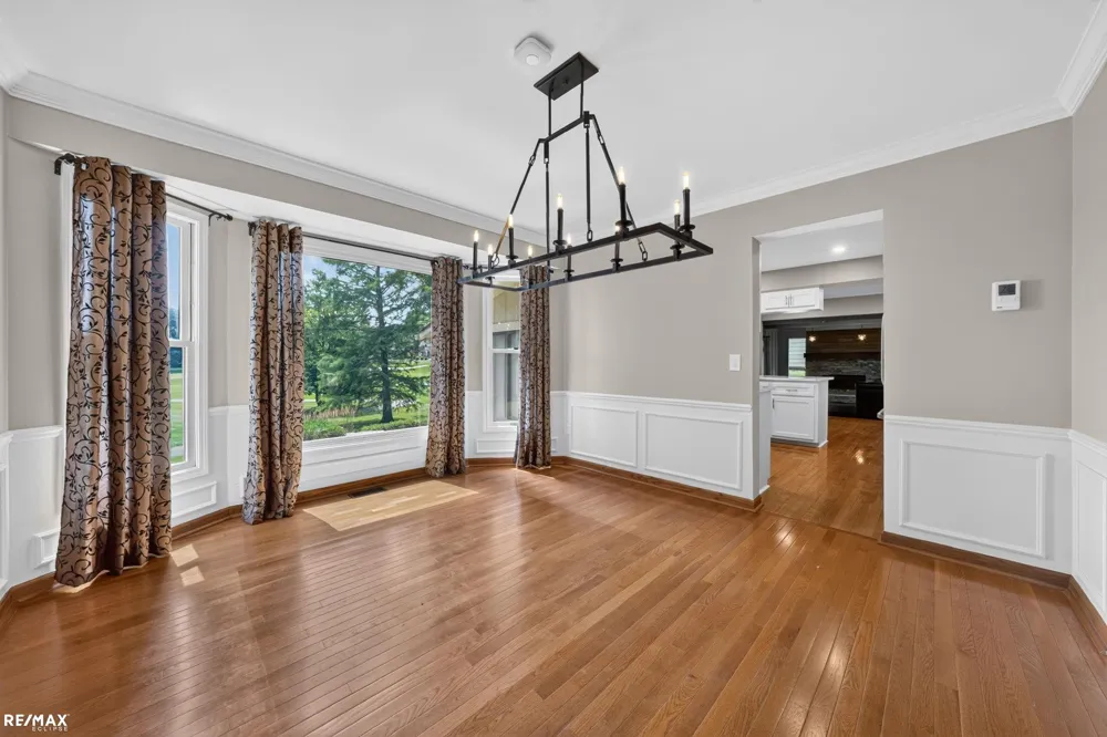 1155 Hickory Hill Dr Drive Rochester Hills City, MI 48309