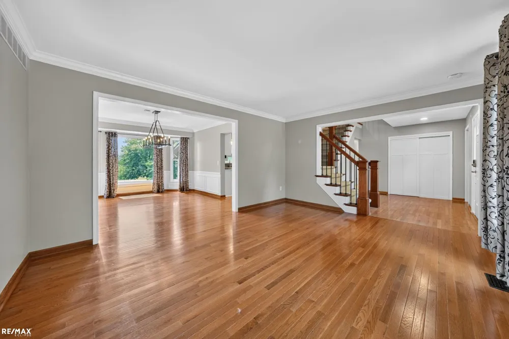 1155 Hickory Hill Dr Drive Rochester Hills City, MI 48309