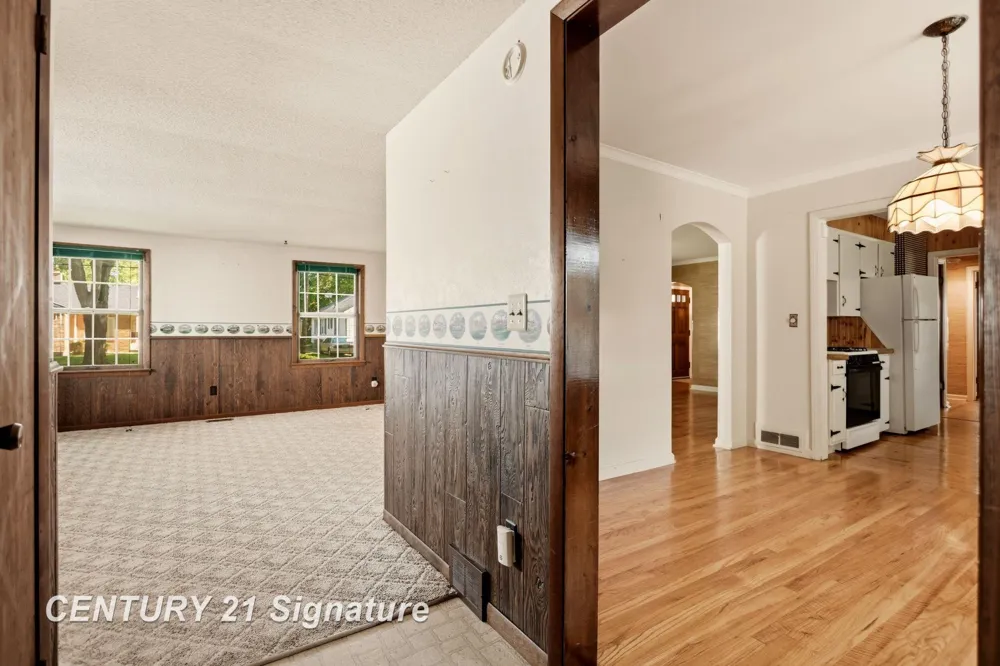 1525 Beech Street Saginaw City, MI 48602