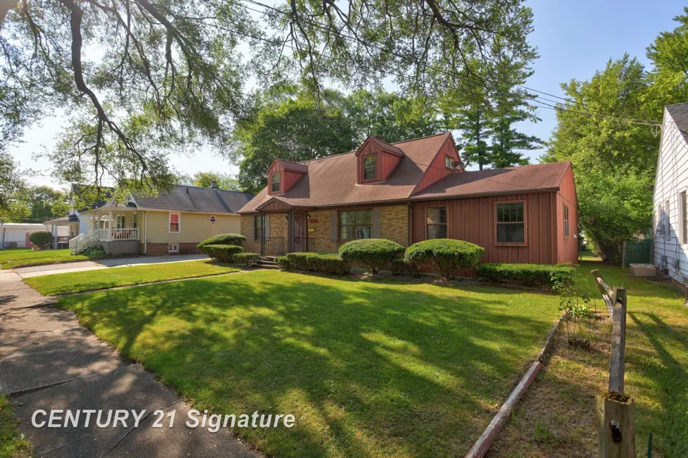 1525 Beech Street Saginaw City, MI 48602