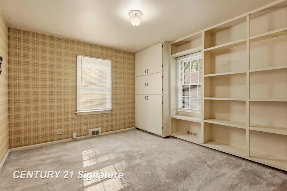 1525 Beech Street Saginaw City, MI 48602