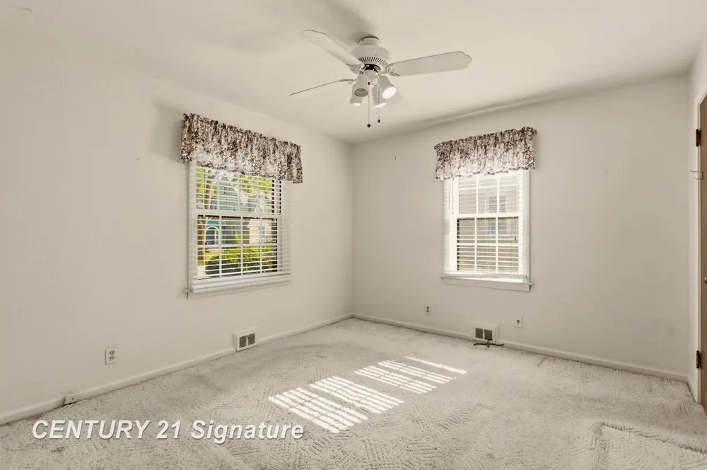 1525 Beech Street Saginaw City, MI 48602