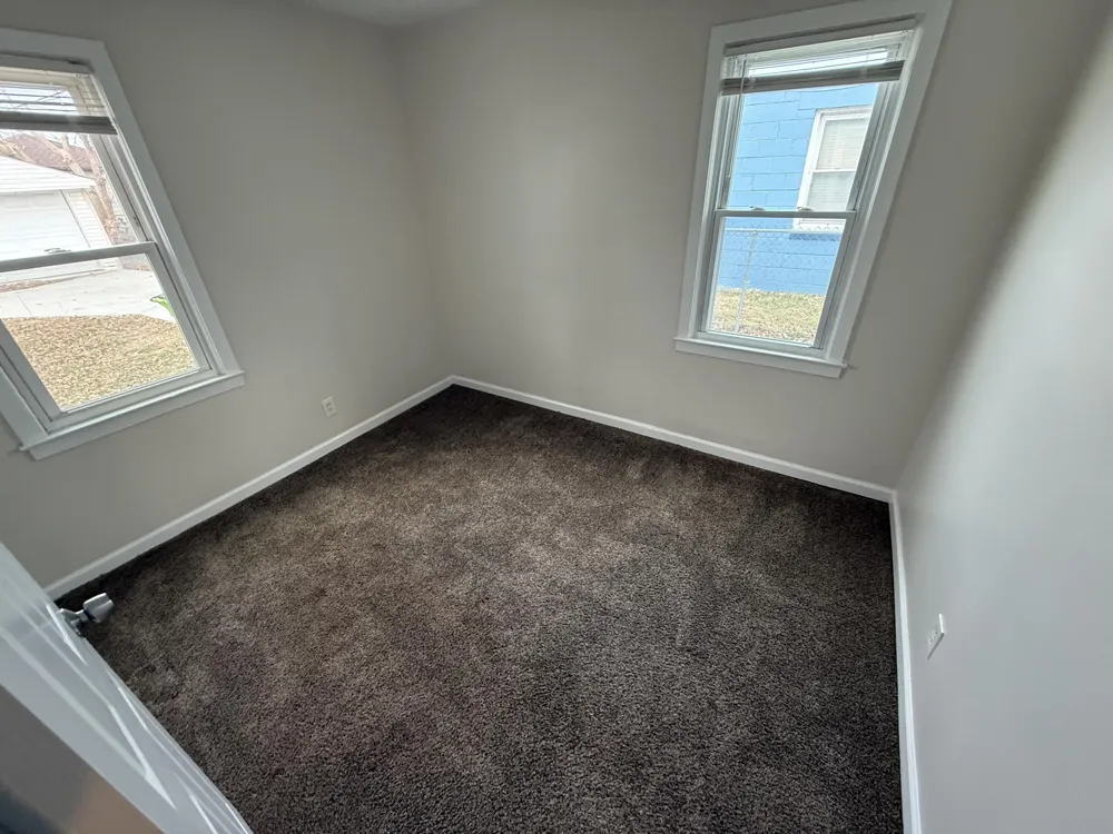 22765 Rosalind Avenue Eastpointe City, MI 48021