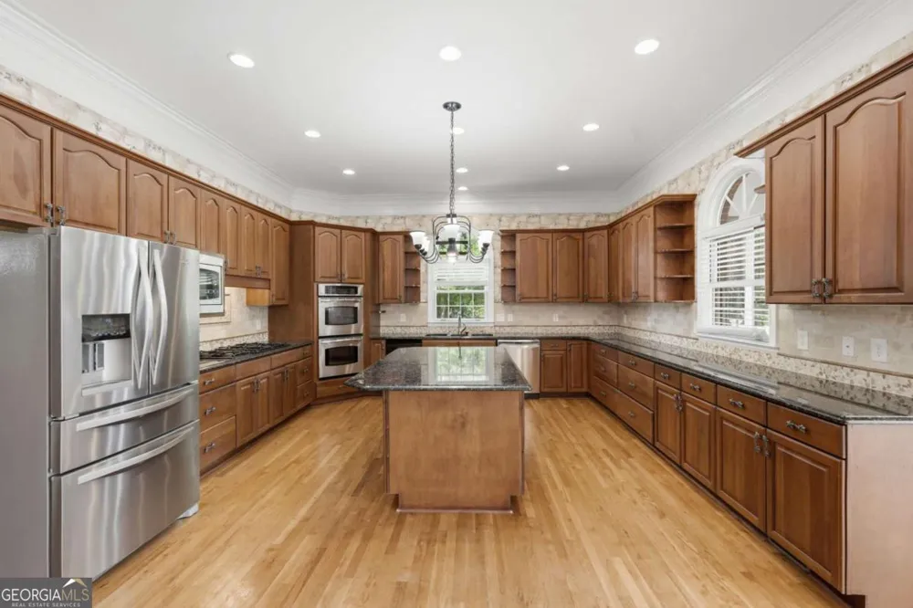 1202 Hodges CIR Mansfield, GA 30055