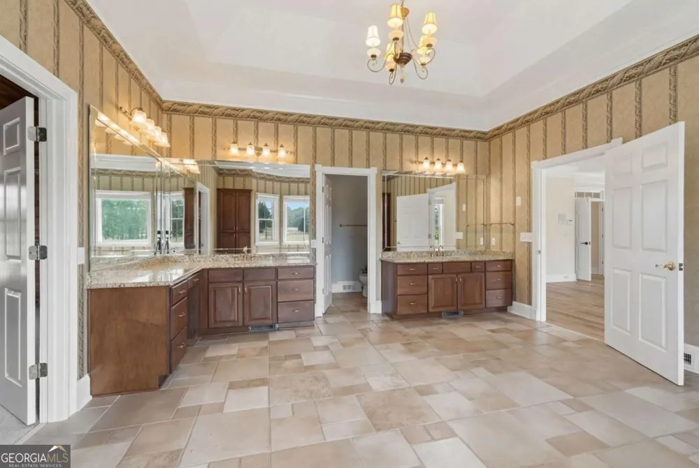 1202 Hodges CIR Mansfield, GA 30055