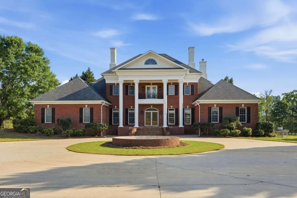 1202 Hodges CIR Mansfield, GA 30055