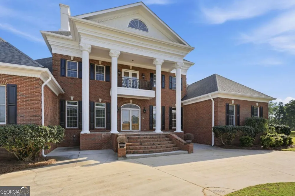 1202 Hodges CIR Mansfield, GA 30055