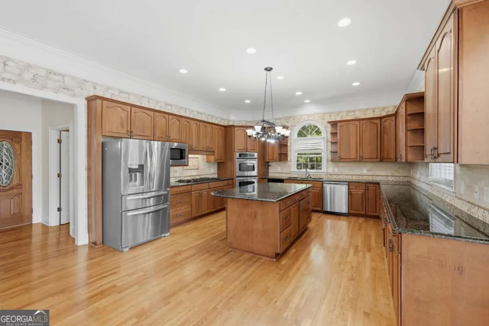1202 Hodges CIR Mansfield, GA 30055