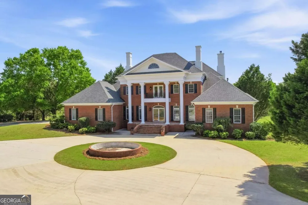 1202 Hodges CIR Mansfield, GA 30055