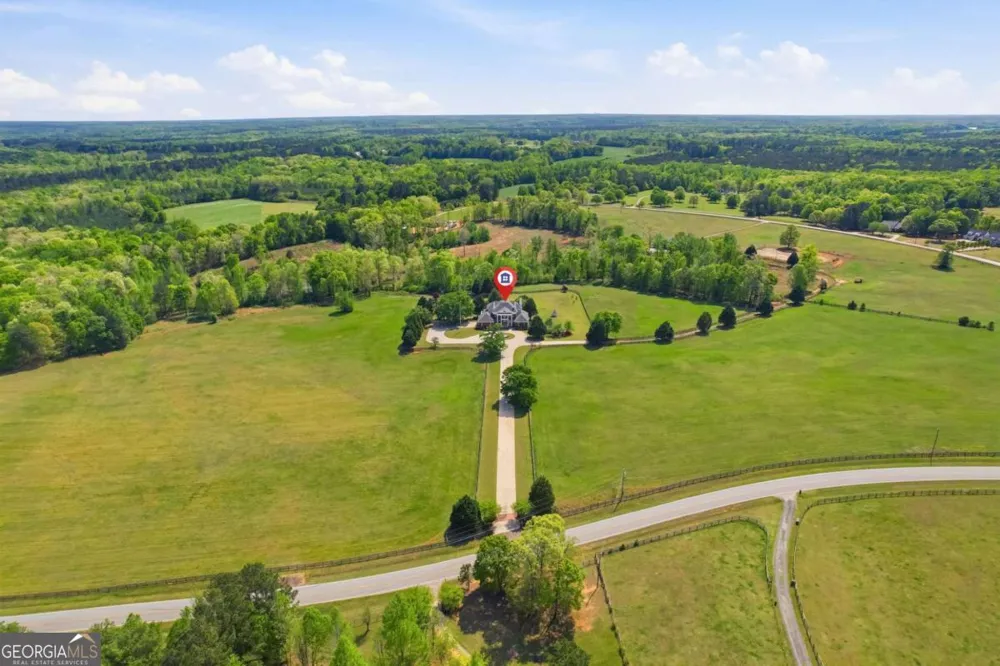 1202 Hodges CIR Mansfield, GA 30055